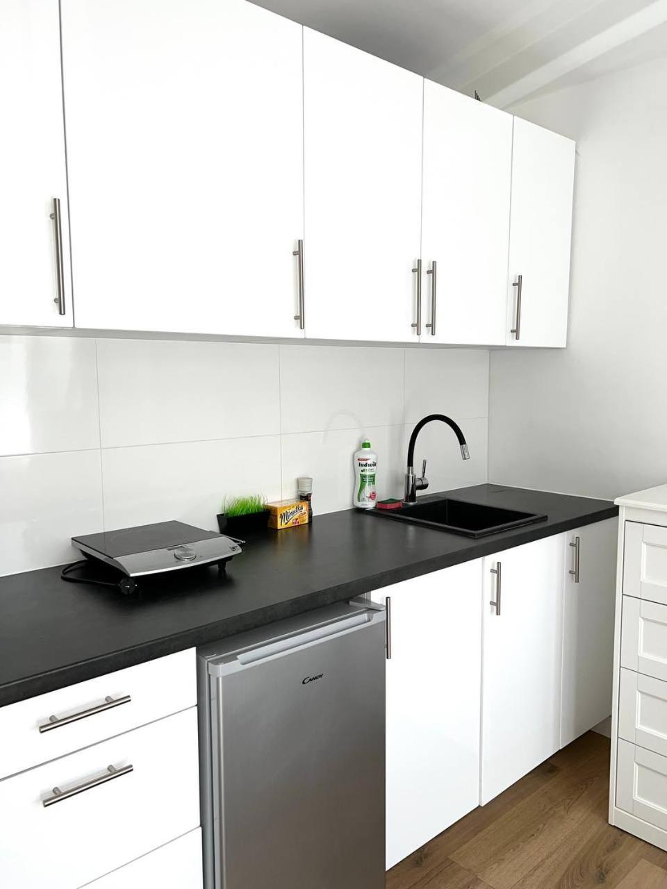 ורשה Quiet Apartment Near The Park, Metro, Centre, Wi-Fi - By Hik Apartments מראה חיצוני תמונה