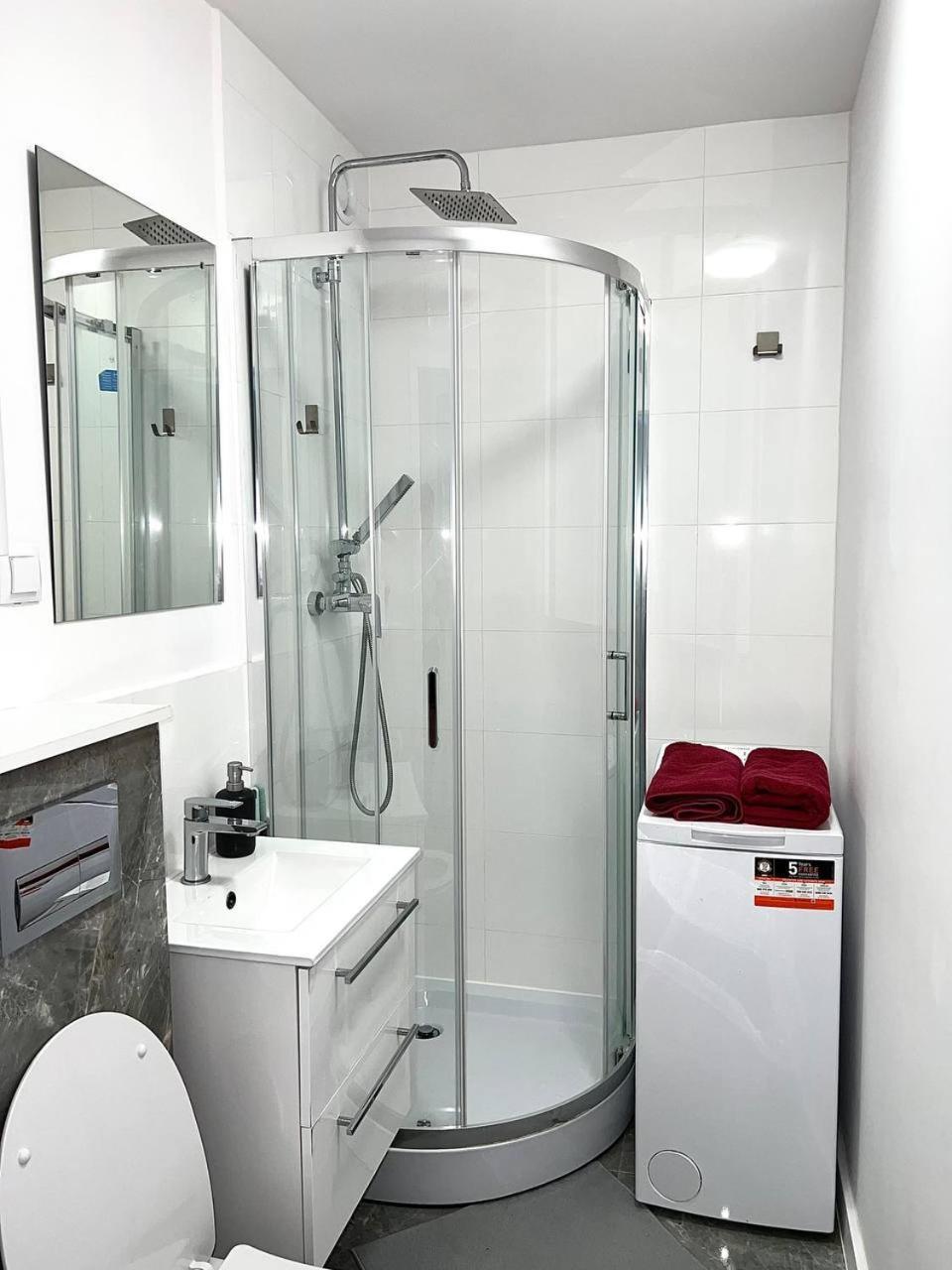 ורשה Quiet Apartment Near The Park, Metro, Centre, Wi-Fi - By Hik Apartments מראה חיצוני תמונה