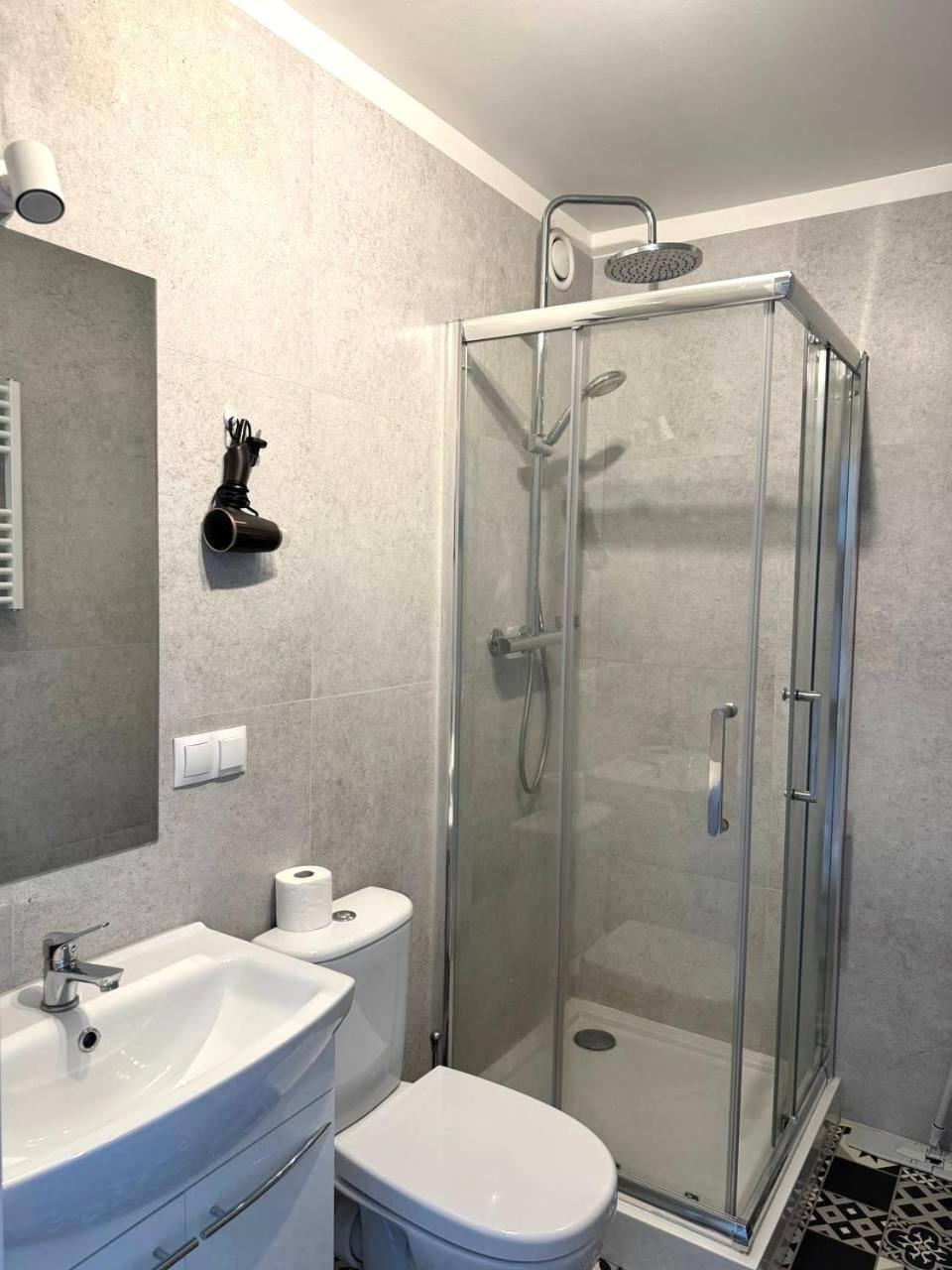 ורשה Quiet Apartment Near The Park, Metro, Centre, Wi-Fi - By Hik Apartments מראה חיצוני תמונה