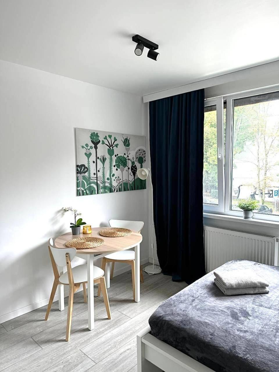ורשה Quiet Apartment Near The Park, Metro, Centre, Wi-Fi - By Hik Apartments מראה חיצוני תמונה