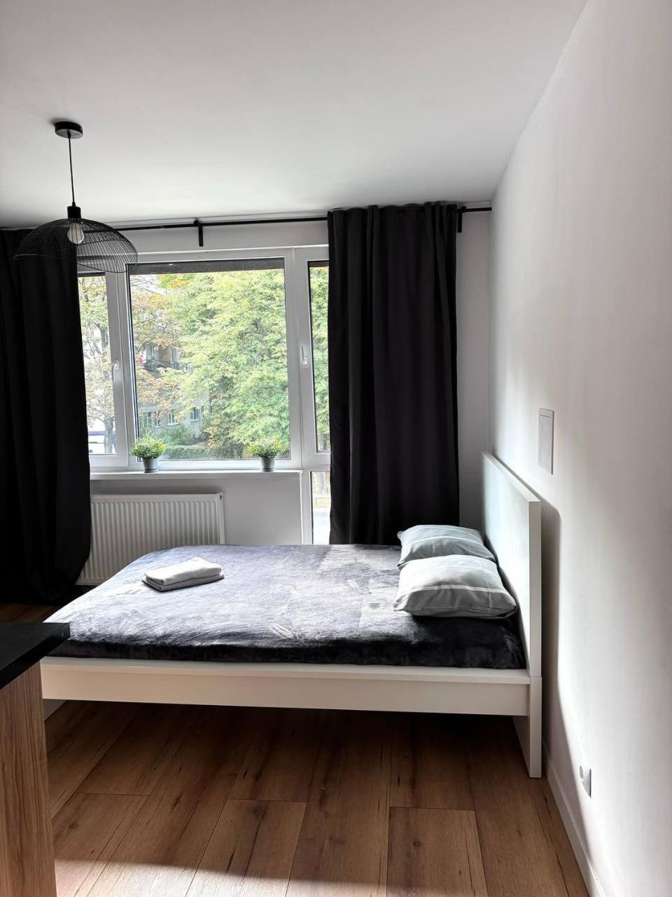ורשה Quiet Apartment Near The Park, Metro, Centre, Wi-Fi - By Hik Apartments מראה חיצוני תמונה