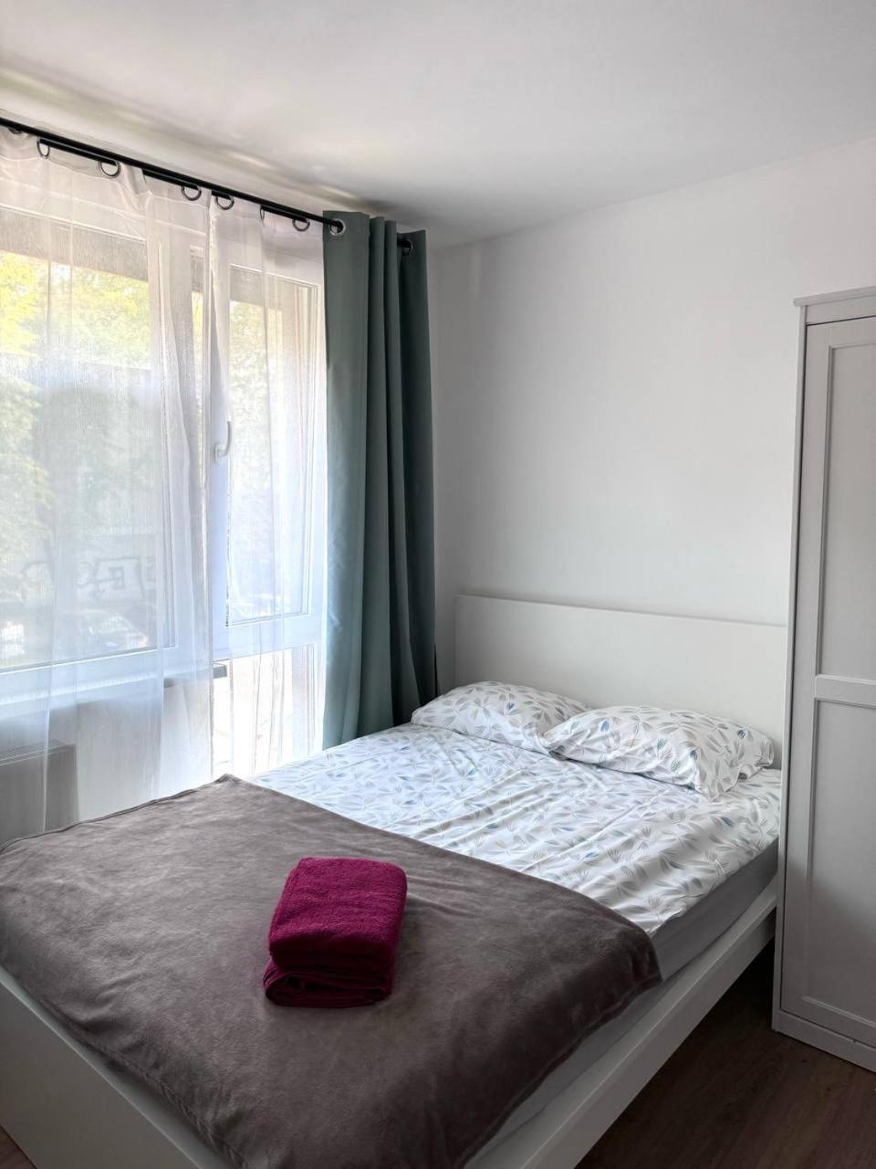 ורשה Quiet Apartment Near The Park, Metro, Centre, Wi-Fi - By Hik Apartments מראה חיצוני תמונה